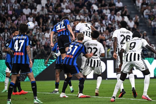Cm Torino 20 09 2026 - campionato di calcio serie A Juventus-Atalanta foto Cristiano Mazzi Image nella foto: gol Gleison Bremer 