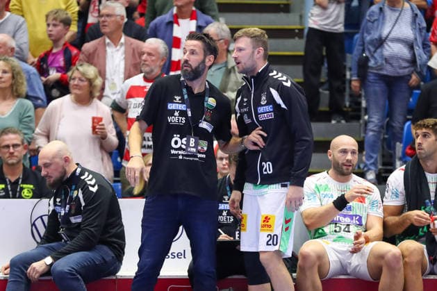 September 20, 2026, xgox, Handball: Opel HBL MT Melsungen vs. SC Magdeburg emspor; from left: Bennet Wiegert (Magdeburg), coach, and Philipp Weber (Magdeburg), 20, in conversation in Kassel