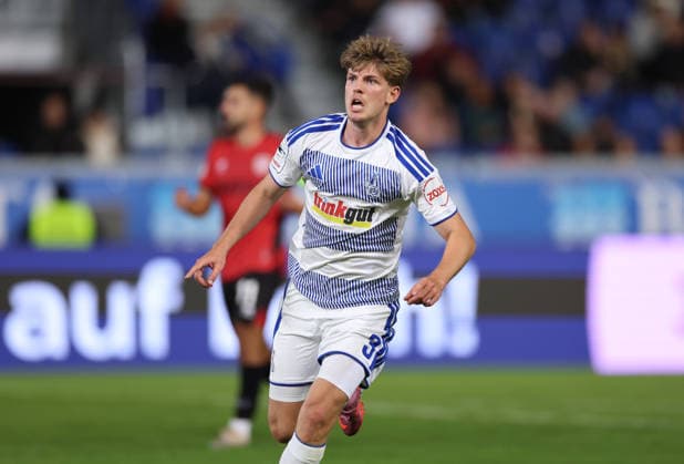 September 20, 2026, Soccer 3rd Division, SV Wehen Wiesbaden vs. MSV Duisburg, from left, goal celebration after the 0–3 goal by Frederik Christensen of MSV Duisburg, goal celebration, celebrating the goal. DFL and DFB regulations prohibit any use of photographs as image sequences and or quasi-video. xdcx Copyright: HMBxMedia Claus
