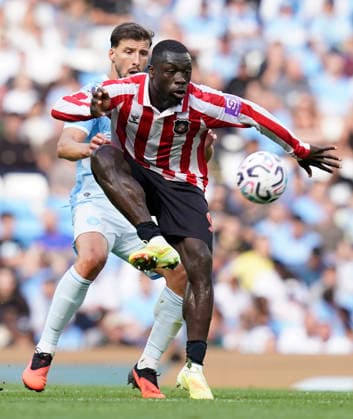 Manchester, England, 20th September 2026. Brian Brobbey of Sunderland during the Manchester City vs Sunderland Premier League match at the Etihad Stadium, Manchester. Picture credit should read: Andrew Yates Sportimage EDITORIAL USE ONLY. No use with unauthorised audio, video, data, fixture lists, club league logos or live services. Online in-match use limited to 120 images, no video emulation. No use in betting, games or single club league player publications. SPI_119_AY_ManCity_Sunderland. SPI-5012-0118
