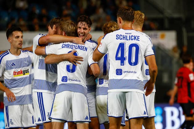 September 20, 2026, xavx, Soccer 3rd Division, SV Wehen Wiesbaden vs. MSV Duisburg, Frederik Christensen of MSV Duisburg celebrates the goal, The goal celebration after the 0-3 win over Wiesbaden