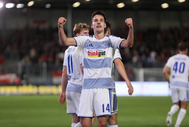 September 20, 2026, Soccer 3rd Division, SV Wehen Wiesbaden vs. MSV Duisburg, from left, goal celebration for the 1–4 goal by Conor Noß (MSV Duisburg), Goal celebration, celebrating the goal. DFL and DFB regulations prohibit any use of photographs as image sequences and or quasi-video. xdcx Copyright: HMBxMedia Claus