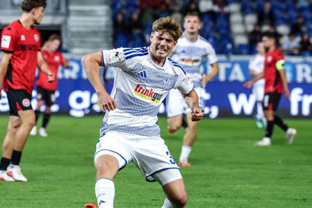 Sports, Soccer, 3rd Division, 2026–2027 Season, Matchday 7: SV Wehen Wiesbaden vs. MSV Duisburg, September 20, 2026, BRITA Arena: MSV Duisburg celebrates after Frederik Christensen scores to make it 3–0; the goal scorer rejoices at the BRITA Arena in Wiesbaden, Hesse, Germany