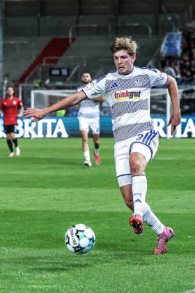 Sports, Soccer, 3rd Division, 2026–2027 Season, Matchday 7: SV Wehen Wiesbaden vs. MSV Duisburg, September 20, 2026, BRITA Arena; Frederik Christensen (MSV Duisburg), 3rd Division, Wiesbaden, BRITA Arena, Hesse, Germany