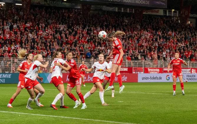 Soccer, Women s, 2026–2027 Season, Google Pixel Women s Bundesliga Matchday 5, 1. FC Union Berlin vs. RB Leipzig, Eileen Campbell (M), 1. FC Union s women s team scores the goal to make it 3–2, September 20, 2026, Copyright: xMatthiasxKochx