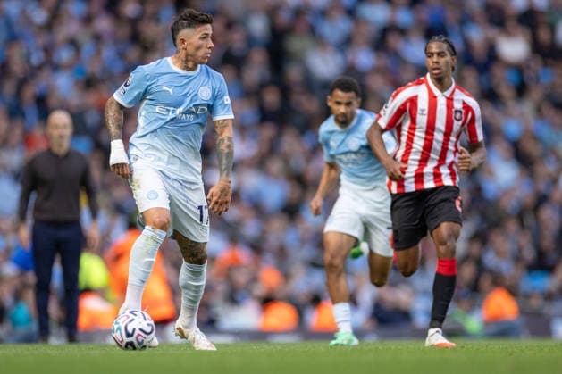 Manchester City v Sunderland - Premier League 2026 27 Enzo Fernandez 17 of Manchester City F.C. in action during the Premier League match between Manchester City and Sunderland at the Etihad Stadium in Manchester, on September 20, 2026. Manchester Manchester United, ManU Kingdom  Copyright: xMIxNewsx originalFilename:fletcher-manchest260920_npC0q.jpg