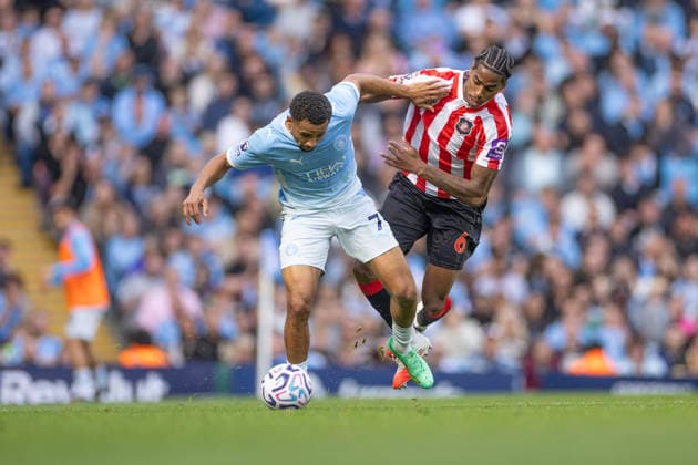 Manchester City v Sunderland - Premier League 2026 27 Iliman Ndiaye 7 of Manchester City F.C. is challenged by Dayann Methalie 6 of Sunderland A.F.C. during the Premier League match between Manchester City and Sunderland at the Etihad Stadium in Manchester, on September 20, 2026. Manchester Manchester United, ManU Kingdom  Copyright: xMIxNewsx originalFilename:fletcher-manchest260920_npUqa.jpg