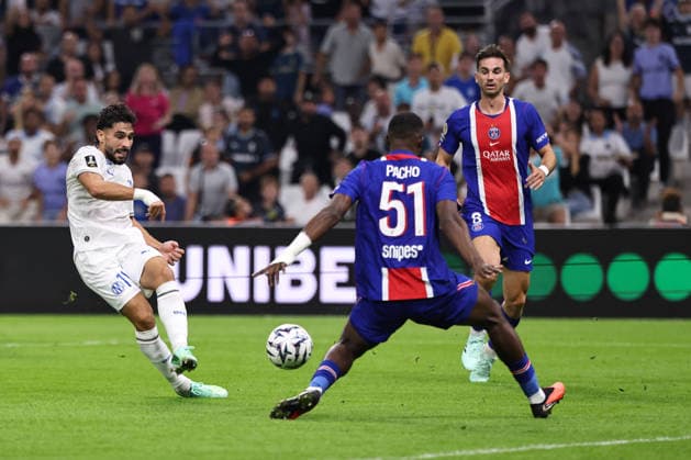 FOOTBALL : Olympique de Marseille vs. Paris Saint-Germain - Ligue 1 McDonald™s - 20 09 2026 Neal MAUPAY (OM) lors de la J5 de la Ligue 1 McDonald™s opposant Olympique de Marseille et Paris Saint-Germain au Stade VÃ lodrome de Marseille, le 20 septembre 2026. MarseilleFrance  Copyright: xValentinaxClaretx