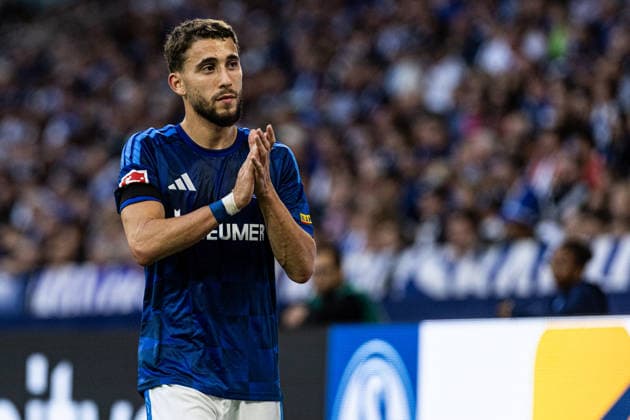 1 Bundesliga FC Schalke 04 vs. SV Elversberg September 20, 2026 Adil Aouchiche, FC Schalke 04, 24 1 German Bundesliga Matchday 4 FC Schalke 04 vs. SV Elversberg Veltins Arena, Gelsenkirchen, September 20, 2026. DFL regulations prohibit any use of photographs as image sequences and or quasi-video Copyright: xBEAUTIFULxSPORTS Buriakovx