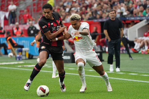 Leverkusen Soccer, Bundesliga Season 2026–2027: Bayer 04 Leverkusen vs. RB Leipzig, September 20, 2026, BayArena, Leverkusen; Jarell Quansah (Bayer 04 Leverkusen), Great Britain (GB); Antonio Nusa (RB Leipzig)