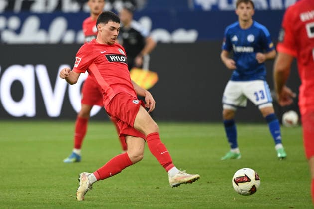 Felix KEIDEL Elversberg Play, Individual Play FC Schalke 04 SV 07 Elversberg 0 0 Soccer 1 Bundesliga, Matchday 3, on September 20, 2026, at the Veltins Arena in Gelsenkirchen, Germany. DFL regulations prohibit any use of photographs as image sequences and or quasi-video. Â