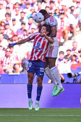 September 20, 2026, Madrid, Madrid, Spain: 24 DENZEL DUMFRIES of Real Madrid CF disputes a ball during the match between ATLETICO DE MADRID Vs REAL MADRID CF, part of Matchday 7 of the 2026-27 Spanish Primera DivisioÂ³n season, played at the Riyadh Air Metropolitano in Madrid, Spain. Madrid Spain - ZUMAc312 20260920_zsp_c312_038 Copyright: xOscarxManuelxSanchezx