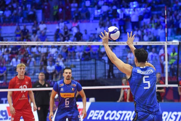 IPA88782555 - Turin, Italy, September 20, 2026, Palavela, Turin, CEV Eurovolley Men 2026, Round of 16: Alessandro Michieletto 5 (ITA) in action during the CEV Eurovolley Men 2026 match between Italy and Denmark in Turin at Palavela  Copyright: xTonelloxAbozzi IPAxSportx xx IPA88782555