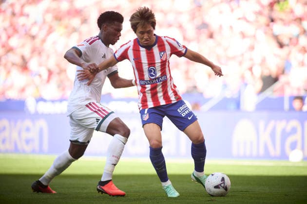 Atletico de Madrid™s Kang In Lee (r) and Real Madrid CF™s Aurelien Tchouameni during La Liga match. September 20 ,2026. (20260920201)