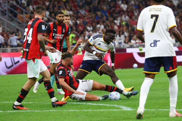 AC Milan v US Lecce - Serie A 2026 27 Amar Fatah plays during the Serie A match between AC Milan and US Lecce at the Giuseppe Meazza stadium in Milan, Italy, on September 20, 2026. Milano Milano Italy  Copyright: xMairoxCinquettix originalFilename:cinquetti-acmilanv260920_npwUt.jpg