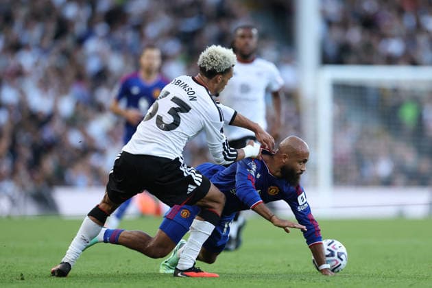 Fulham v Manchester United, ManU - Premier League 2026 27 Bryan Mbeumo of Manchester United is challenged by Antonee Robinson of Fulham during the Premier League match between Fulham and Manchester United at Craven Cottage in London, on September 20, 2026. London Greater London United Kingdom  Copyright: xMIxNewsx originalFilename:fletcher-fulhamvs260920_npAco.jpg