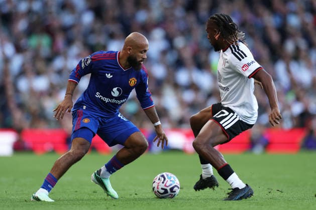 Fulham v Manchester United, ManU - Premier League 2026 27 Bryan Mbeumo of Manchester United in action with Alex Iwobi of Fulham during the Premier League match between Fulham and Manchester United at Craven Cottage in London, on September 20, 2026. London Greater London United Kingdom  Copyright: xMIxNewsx originalFilename:fletcher-fulhamvs260920_npKE1.jpg