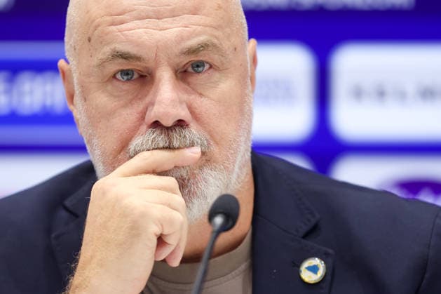 press conference, PK, Pressekonferenz of Bosnia and Herzegovina head coach Sergej Barbarez Bosnia and Herzegovina head coach Sergej Barbarez speaks during a press conference in Sarajevo, Bosnia and Herzegovina, on September 21, 2026, ahead of the UEFA Nations League matches against Poland, Romania and Sweden.  ArminxDurgut PIXSELL