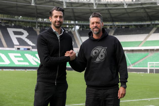 September 21, 2026, xtgx, Soccer, 2. Bundesliga, Hannover 96 Press Conference with Coach Sandro Wagner, emspor; from left: Jonas Boldt (Hannover), Director of Sports, and Sandro Wagner (Hannover), Coach. DFL and DFB regulations prohibit any use of photographs as image sequences and or quasi-video. Hannover