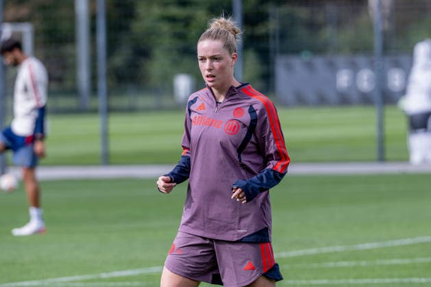 Alara Sehitler, FC Bayern Munich Women, No. 14, FC Bayern Munich Women, soccer, Google Pixel Women’s Bundesliga, final training session before the Champions League, 2026–2027 season, September 21, 2026. Photo: HMB Media, Franz Feiner Copyright: HMBxMedia FranzxFeiner