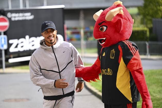 Italy v Belgium - UEFA Nations League 2026 Media Activities 21 09 2026 TUBIZE, BELGIUM - SEPTEMBER 21 : Tielemans Youri midfielder of Belgium arriving at the training grounds of the Royal Belgian Football Association ahead of the UEFA Nations League tournament league phase matchday 1 group A1 match between Italy on September 21, 2026 in Tubize, Belgium, 21 09 2026 Tubize Belgium  Copyright: xVincentxKalutx