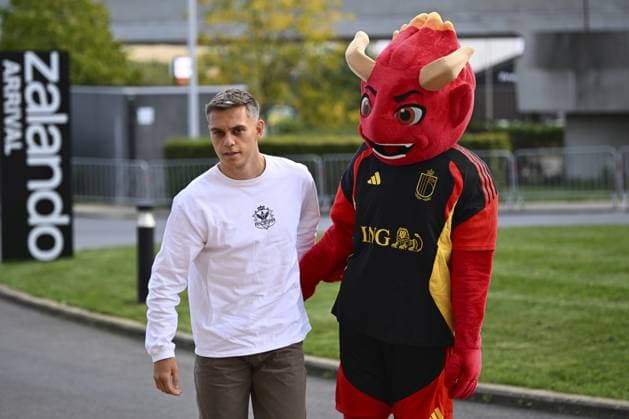 Italy v Belgium - UEFA Nations League 2026 Media Activities 21 09 2026 TUBIZE, BELGIUM - SEPTEMBER 21 : Trossard Leandro forward of Belgium arriving at the training grounds of the Royal Belgian Football Association ahead of the UEFA Nations League tournament league phase matchday 1 group A1 match between Italy on September 21, 2026 in Tubize, Belgium, 21 09 2026 Tubize Belgium  Copyright: xVincentxKalutx