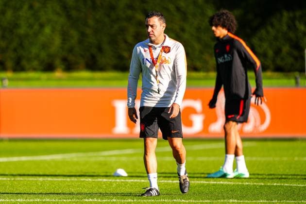 ZEIST , 21-09-2026 , KNVB Campus , season 2026 2027 , Dutch International football , Training session Netherlands , picture shows Netherlands trainer coach Xavi Hernandez during the first training Training Netherlands 21-09-2026  x207384780x Copyright: