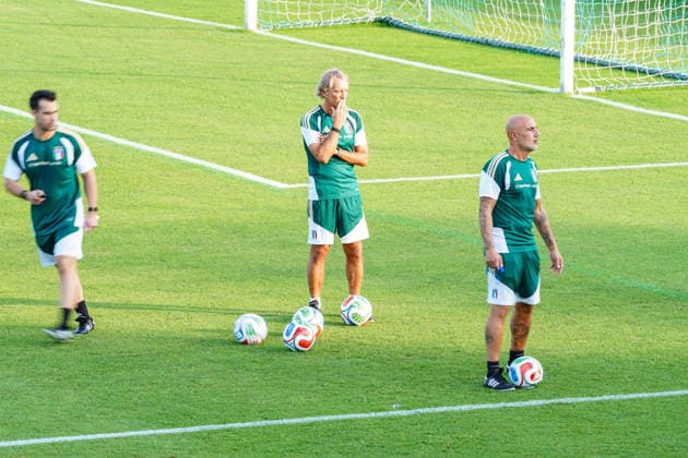 The head coach Roberto Mancini during the Italia team training at federal technical center of Coverciano, Florence, Italy - September 21, 2026. - Soccer  Copyright: xSaraxEsposito LaPressex