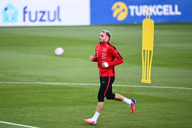 Turkish national football team prepares for UEFA Nations League clash against France ISTANBUL, TURKIYE - SEPTEMBER 21: Baris Alper Yilmaz of Turkish national football team attends a training session under the lead of head coach Vincenzo Montella ahead of the UEFA Nations League A Group 1 clash against France, at Hasan Dogan Facilities in Istanbul, Turkiye on September 21, 2026. Hakan Akgun Anadolu Istanbul Turkey. Editorial use only. Please get in touch for any other usage.  Copyright: x2026xAnadoluxHakanxAkgunx