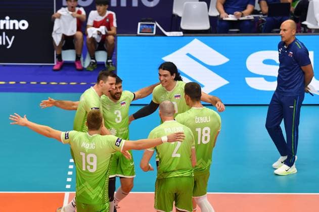 Foto IPP Massimo Rana Torino 21-09-2026 Pallavolo Cev Europei Volley Serbia-Slovenia nella foto esultano i giocatori della slovenia Italy Photo Press - World Copyright italy ITALY  Copyright: xR4924_italyphotopressx