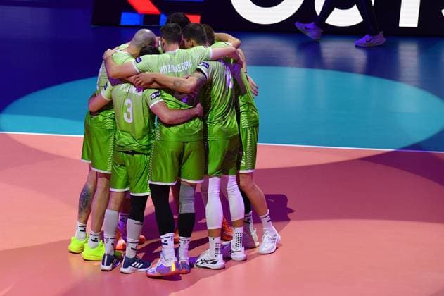 Foto IPP Massimo Rana Torino 21-09-2026 Pallavolo Cev Europei Volley Serbia-Slovenia nella foto esultano i giocatori della slovenia Italy Photo Press - World Copyright italy ITALY  Copyright: xR4924_italyphotopressx