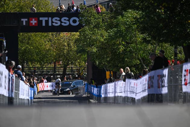 2026 UCI Road World Championships Picture by Zac Williams SWpix.com - 22 09 2026 - Cycling - 2026 UCI Road World Championships - MontrÃ al, Canada - Men Junior Individual Time Trial (ITT) - Tissot Bridge Copyright: x xSWpix.comx(t axPhotographyxHubxLtd)xZacxWilliams SWpix.comx SWP-3521-1425