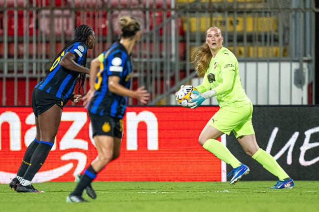 260922 Goalkeeper Hanna Karlsson of Häcken during the Women’s Champions League soccer match between Inter and Häcken on September 22, 2026 in Monza. Photo by Carl Sandin. BILDBYRAN code CS CS0982 soccer football UEFA Women s Champions League Inter Häcken women s soccer BBENG  Copyright: CARLxSANDIN BB260922CS084