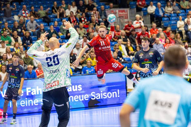 HBL Cup, 2nd Round, Kassel, MT Melsungen vs. Rhein Neckar Löwen, Rothenbach Hall, Kassel, September 22, 2026 HBL Cup, 2nd Round, Kassel, Germany, September 22, 2026 Dimitri Ignatow of MT Melsungen, taking a shot, Handball Bundesliga, MT Melsungen vs. Rhein Neckar Löwen match, Rothenbach Halle, Kassel Copyright: xBEAUTIFULxSPORTS Freudensteinx