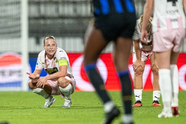September 22, 2026: Anna Anvegard of Häcken looks dejected after the Women’s Champions League soccer match between Inter and Häcken on September 22, 2026 in Monza. Photo by Carl Sandin, BILDBYRAN. Code: CS CS0982. soccer, football, UEFA Women’s Champions League, Inter, Häcken, women’s, BBENG, dejected Copyright: CARLxSANDIN BB260922CS088