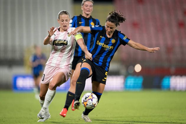 September 22, 2026: Anna Anvegard of Häcken and Ivana Andres Sanz of Inter during the Women’s Champions League soccer match between Inter and Häcken on September 22, 2026 in Monza. Photo by Carl Sandin. BILDBYRAN code CS CS0982 soccer football fotball UEFA Women s Champions League Inter Häcken women s BBENG soccer football fotball UEFA Women s Champions League Inter Häcken women s BBENG  Copyright: CARLxSANDIN BB260922CS098