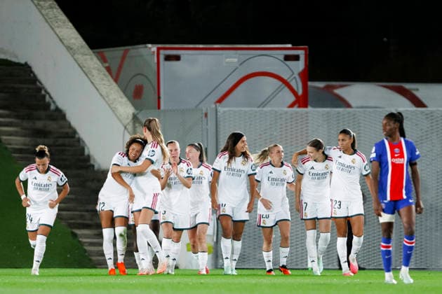 UEFA Women s Champions League - Real Madrid vs Paris Saint-Germain MADRID, SPAIN -September 22:Real Madrid players celebrates a goal during the UEFA Women s Champions League match between Real Madrid and Paris Saint-Germain at Alfredo Di Stefano stadium in Madrid.(Photo by Guille Martinez f22photo) Madrid Alfredo Di Stefano Stadium Spain Copyright: xGuillermoxMartinezx