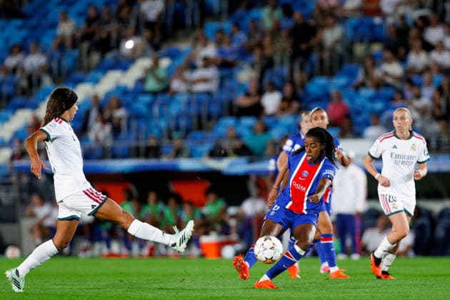 UEFA Women s Champions League - Real Madrid vs Paris Saint-Germain MADRID, SPAIN -September 22:Joe Echegini of Paris Saint-Germain attempts a shot during the UEFA Women s Champions League match between Real Madrid and Paris Saint-Germain at Alfredo Di Stefano stadium in Madrid.(Photo by Guille Martinez f22photo) Madrid Alfredo Di Stefano Stadium Spain Copyright: xGuillermoxMartinezx