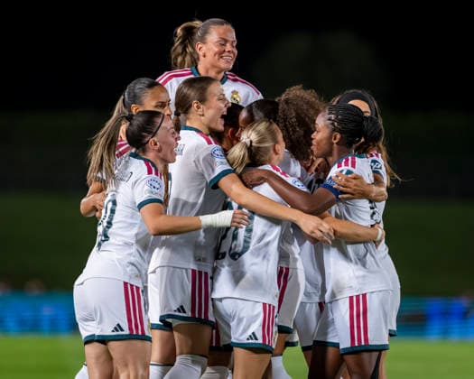 Real Madrid C.F. v Paris Saint-Germain - UEFA Women s Champions League 2026 27 League Phase MD1 MADRID, SPAIN - SEPTEMBER 22: Players of Real Madrid CF (from L to R) Eva Navarro, Maelle Lakrar, Bella Andersson, Lotte Keukelaar, Elisa Senss, Linda Caicedo celebrate a goal during the UEFA Women s Champions League 2026 27 League Phase MD1 match between Real Madrid C.F. and Paris Saint-Germain at Estadio Alfredo Di Stefano on September 22, 2026 in Madrid, Spain. Valdebebas Estadio Alfredo di Stefano Madrid Spain Copyright: xAlbertoxGardinx AGardin_20260922_Foot_WChamp_ReaMad_Psg_0253
