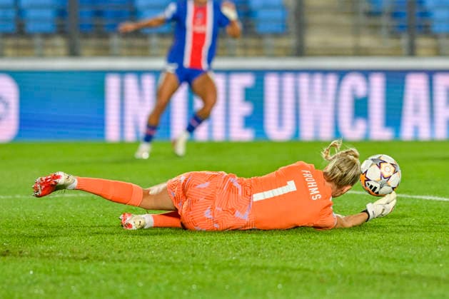 September 22, 2026, Madrid, Madrid, Spain: 1 MERLE FROHMS of Real Madrid CF Femenino in action during the Women s Champions League match between REAL MADRID FEMENINO and PARIS SAINT-GERMAIN FC, held on September 22, 2026, in Valdebebas, Madrid, Spain. The Women s Champions League Match REAL MADRID - PARIS SAINT-GERMAIN FC (22.09.26)  - ZUMAc312 20260922_zsp_c312_050 Copyright: xOscarxManuelxSanchezx
