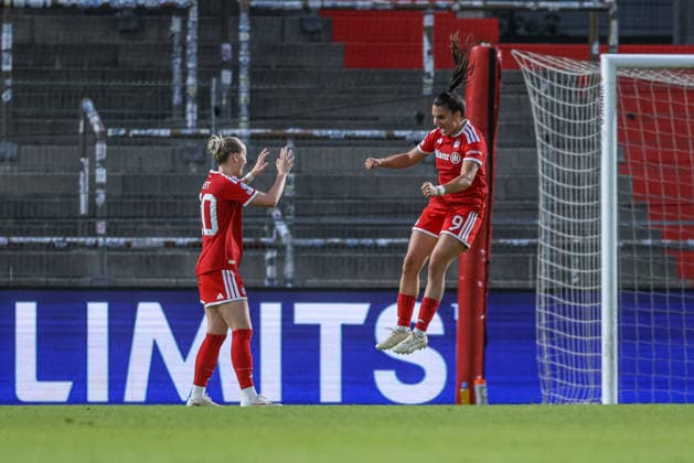 GER, Munich, FC Bayern Munich vs. Manchester City, Women s Champions League, Soccer, UEFA, 2026–2027 Season, uhlsport Park, Matchday 1 in Pictures: Franziska Kett (FC Bayern Munich Women, 20), Jovana Damnjanovic (FC Bayern Munich Women, 9), Goal, celebration and joy, emotions, goal scored. DFB and DFL regulations prohibit any use of photographs as image sequences and or quasi-video. September 22, 2026 Copyright: HMBxMedia HendrikxHamelau
