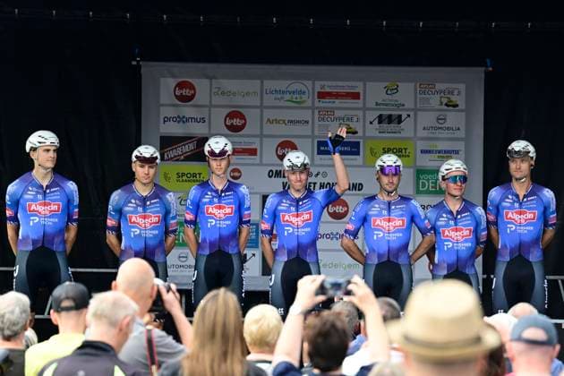Omloop van het Houtland 2026 Cycling Race LICHTERVELDE, BELGIUM - SEPTEMBER 23 : team Alpecin-Premier Tech during the 80th edition of Omloop van het Houtland an UCI Class 1.1 one day cycling road race for Men Elite of 190 km with start in Zedelgem and finish in Lichtervelde on September 23, 2026 in Lichtervelde, Belgium, 23 09 2026 Lichtervelde Belgium  Copyright: xJanxDexMeuleneirx