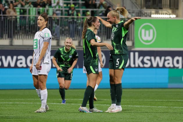September 23, 2026, xgrfx, Soccer, UEFA Women s Europa Cup, VfL Wolfsburg vs. SK Sturm Graz, Smilla Vallotto scores the 3-0 goal for VfL Wolfsburg at AOK Stadium