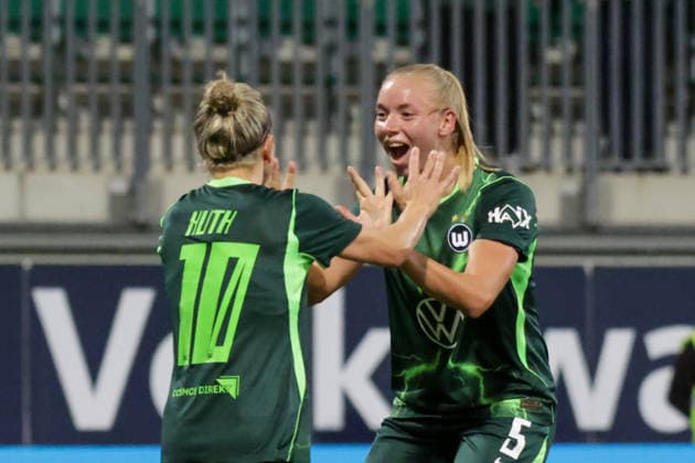 September 23, 2026, xgrfx, Soccer: UEFA Women s Europa Cup, VfL Wolfsburg vs. SK Sturm Graz, goal by Svenja Huth, making it 4-0 for VfL Wolfsburg at AOK Stadium