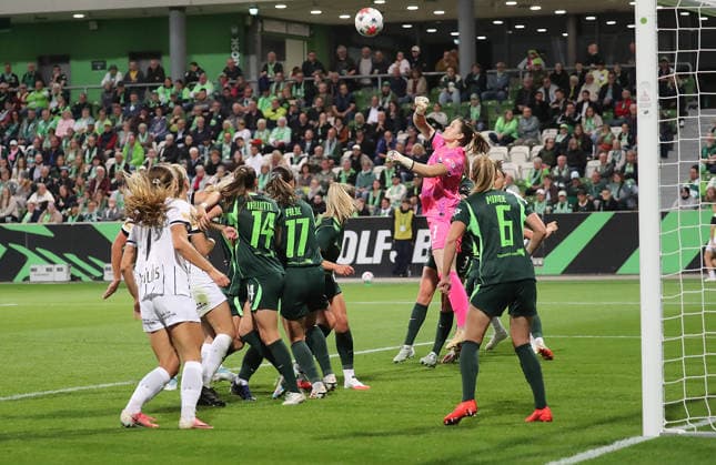 Weak punch save by Stina Johannes VfL Wolfsburg Soccer, Women, 2026–2027 Season, UEFA, Women s Europa Cup Qualifiers, Round 2, AOK Stadium Wolfsburg, VfL Wolfsburg vs. Sturm Graz