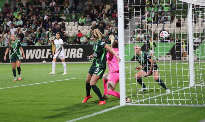 Lena Breznik of SK Sturm Graz, seen in the background (not in the photo), scores against Stina Johannes of VfL Wolfsburg, 4–1. Soccer, Women s, 2026–2027 season, UEFA Women’s Europa Cup Qualifiers, Round 2, AOK Stadium Wolfsburg, VfL Wolfsburg vs. Sturm Graz