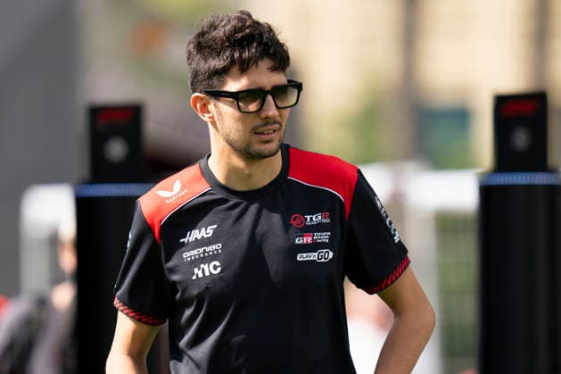FORMULA 1 AZERBAIJAN GRAND PRIX 2026 Esteban Ocon (FRA) 31 Haas F1 Team arriving for qualifying during the Formula 1 Qatar Airways Azerbaijan Grand Prix 2026, Round 15 of the 2026 Formula 1 World Championship, WM, Weltmeisterschaft from 24th - 26th September 2026 at the Baku City Circuit, Baku, Azerbaijan. Credit: Robbie Hoad Every Second Media Editorial use only. All images are copyright Every Second Media Limited. No images may be reproduced without prior permission. Copyright: xIMAGO EveryxSecondxMediax ESM-2183-0236 RobbiexHoadx xEveryxSecondxMediax