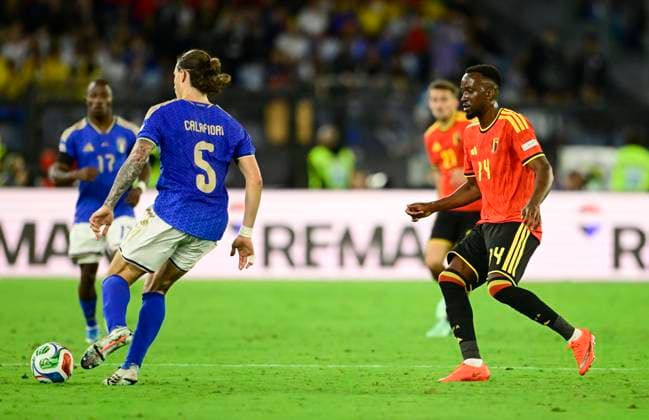 Italy v Belgium - UEFA Nations League 2026 ROME, ITALY - SEPTEMBER 25 : Riccardo Calafiori of Italy and Lukebakio Dodi forward of Belgium during the UEFA Nations League tournament league phase matchday 1 group A1 match between Italy and Belgium on September 25, 2026 in Rome, Italy, 25 09 2026 Rome Italy  Copyright: xJanxDexMeuleneirx