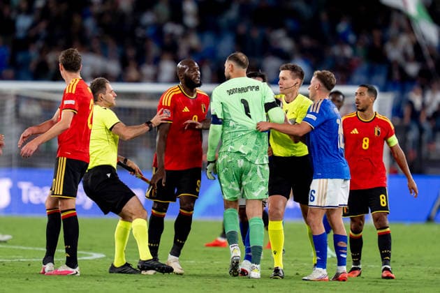 Italy v Belgium - UEFA Nations League 2026 27 Group A1 MD1 Romelu Lukaku of Belgium argues with Gianluigi Donnarumma of Italy during the UEFA Nations League 2026 27 Group A1 MD1 match between Italy and Blgium at Stadio Olimpico on September 25, 2026 in Rome, Italy Rome Olympic Stadium Rome Italy Copyright: xGiuseppexMaffiax 20260925_223941_NationsLeague_Italy-Belgium__LIA02067