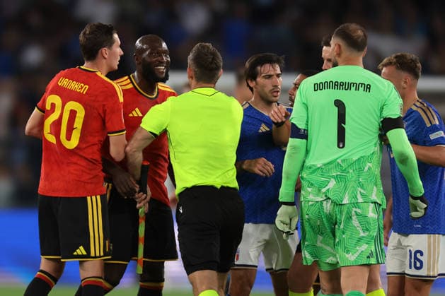 Italy v Belgium - UEFA Nations League - Season 2026-2027 Rome, Italy, 25th September 2026. The Referee Daniel Siebert of Germany and his linesman step in to break up a clash between Romelu Lukaku of Belgium and Gianluigi Donnarumma of Italy following the Italy vs Belgium UEFA Nations League match at Stadio Olimpico, Rome. Picture credit should read: Jonathan Moscrop Rome Stadio Olimpico Italy